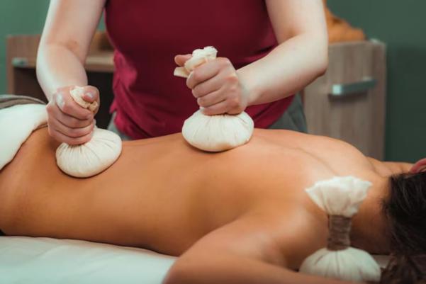 Potli Massage in Hyderabad – Traditional
