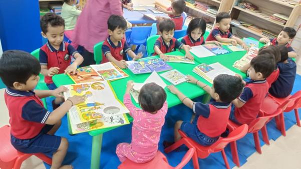 toddlers explore