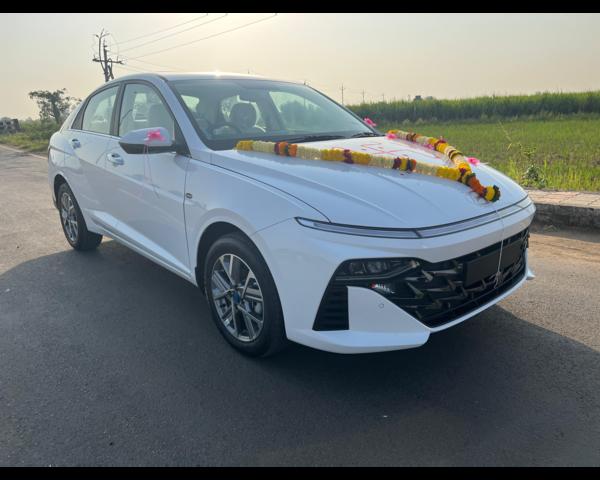 Self-Drive car i20 Rental

Ren