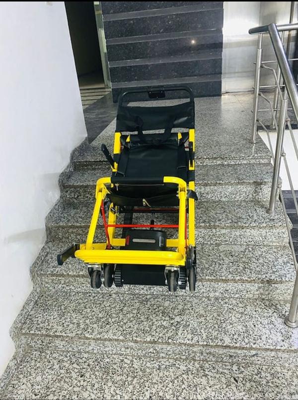 selfpropelled wheelchair