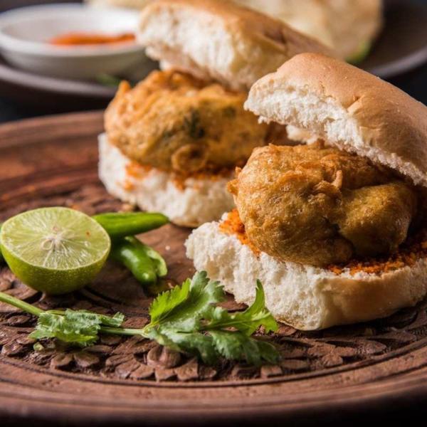 rajkot famous vadapav