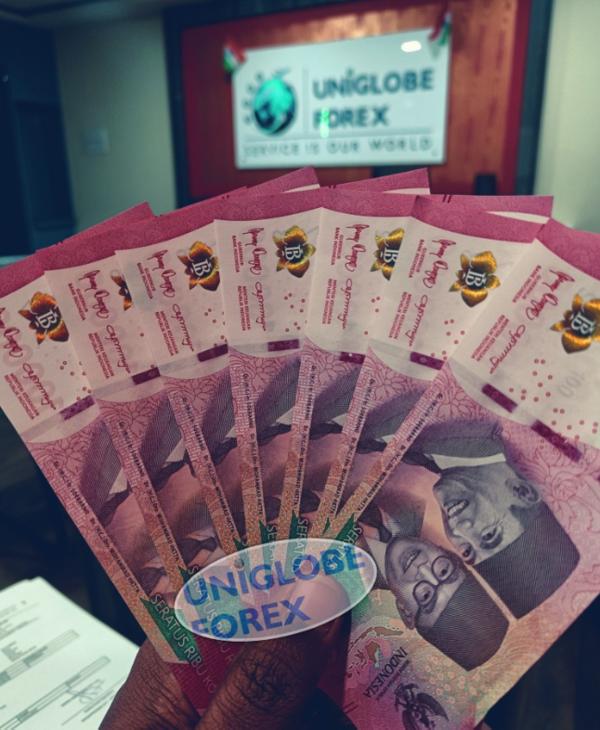 foreign exchange services mall