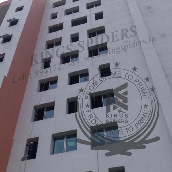 Facade cleaning work in Chenna