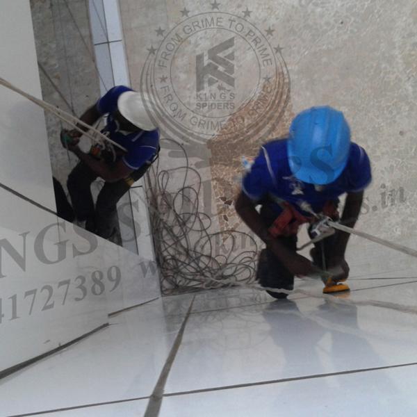 Facade cleaning work in Chenna