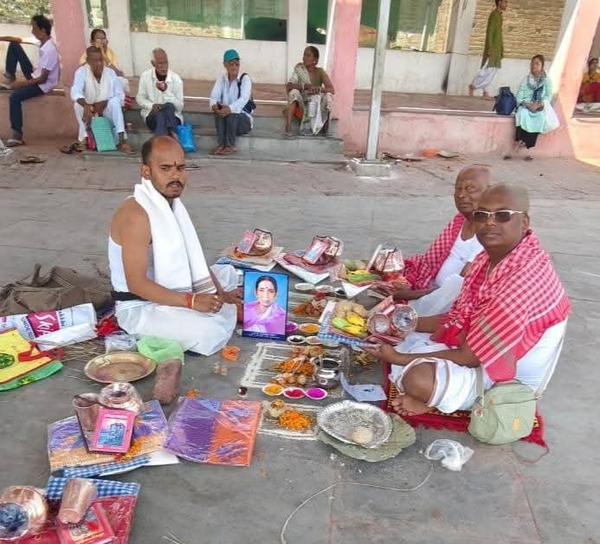 गया जी पुरोहित 9852878651