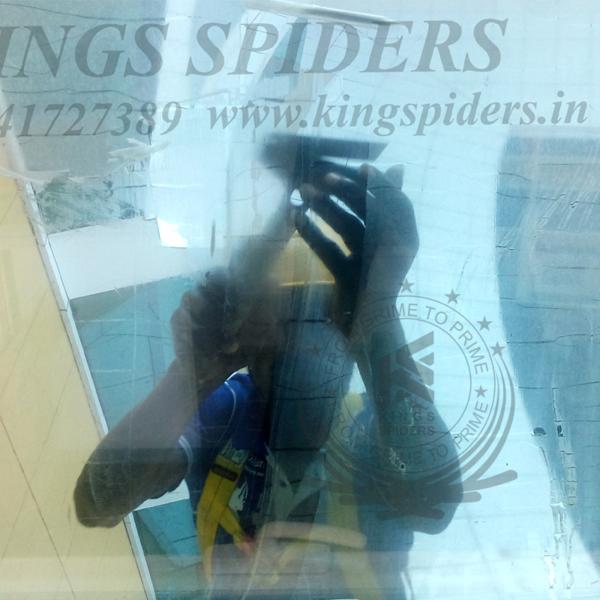 Facade cleaning work in Chenna