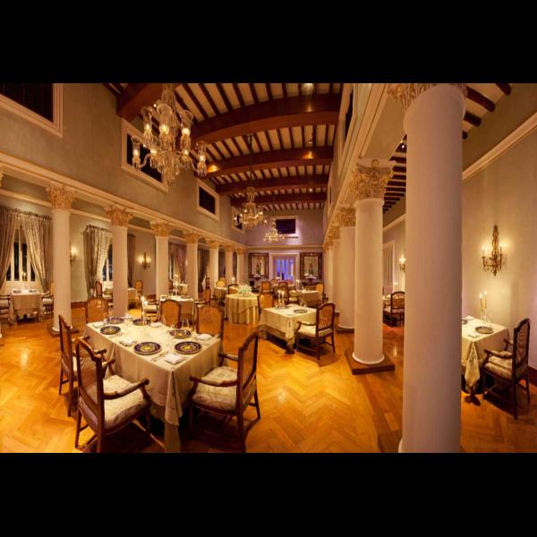 taj falaknuma palace