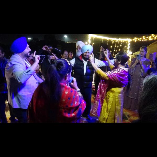 punjabi mehndi and sangeet per