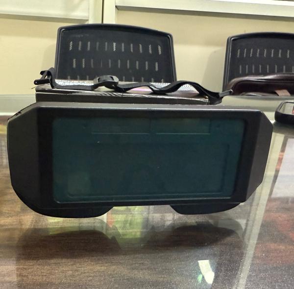 We are leading supplier of auto darkening welding 