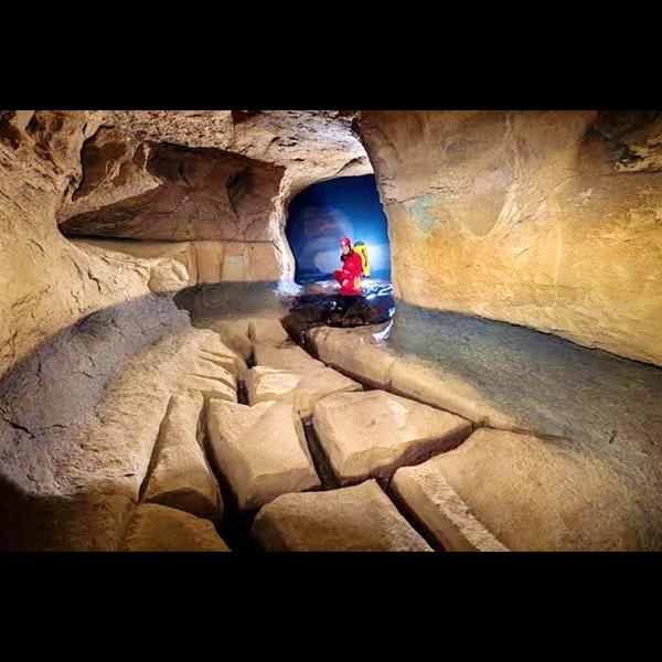 mesmerizing limestone formatio