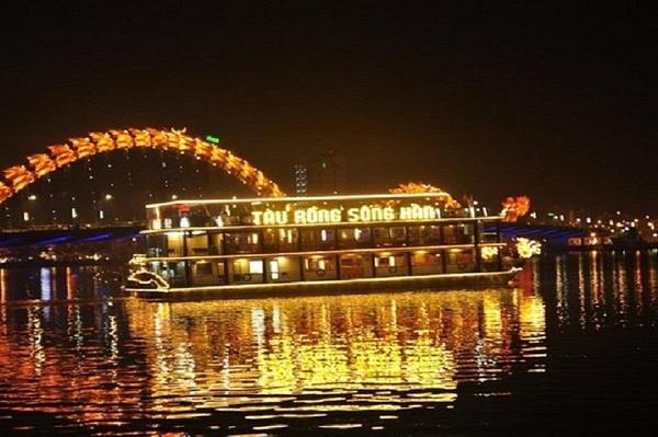 basket boat tour da nang
