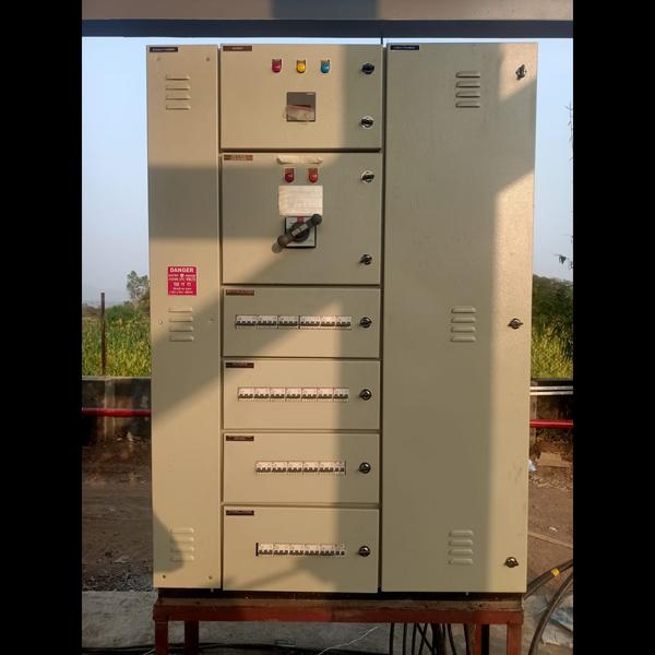 vacuum circuit breakers with c