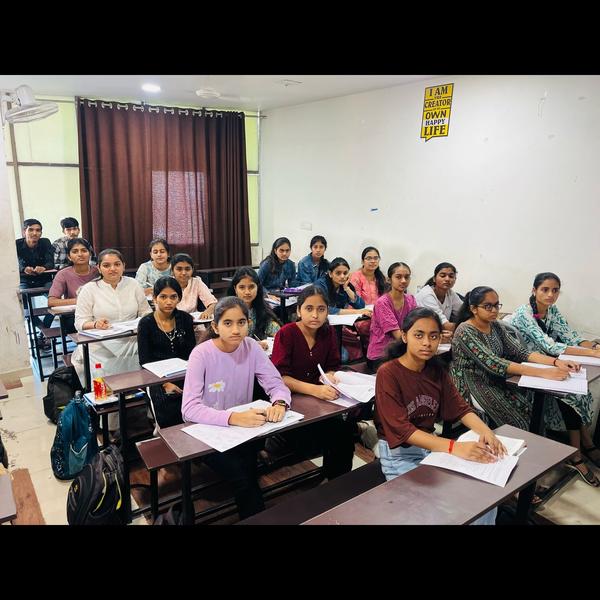 Top Science Academy in Na