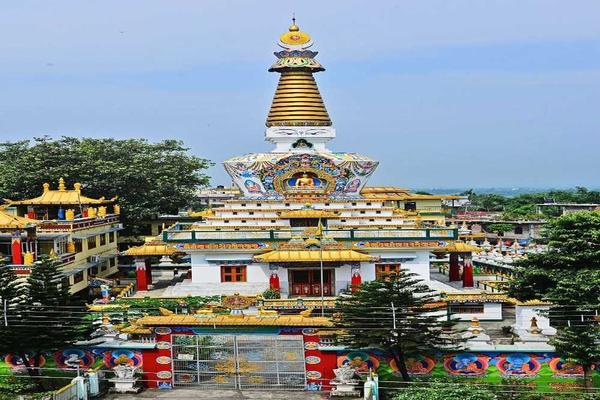 ngari rinpoche