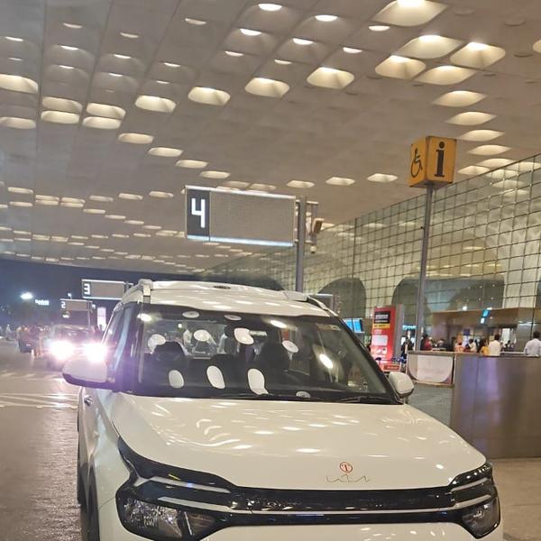 reliable pune to mumbai cab se