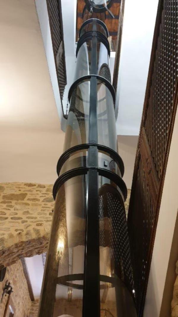 interior contact