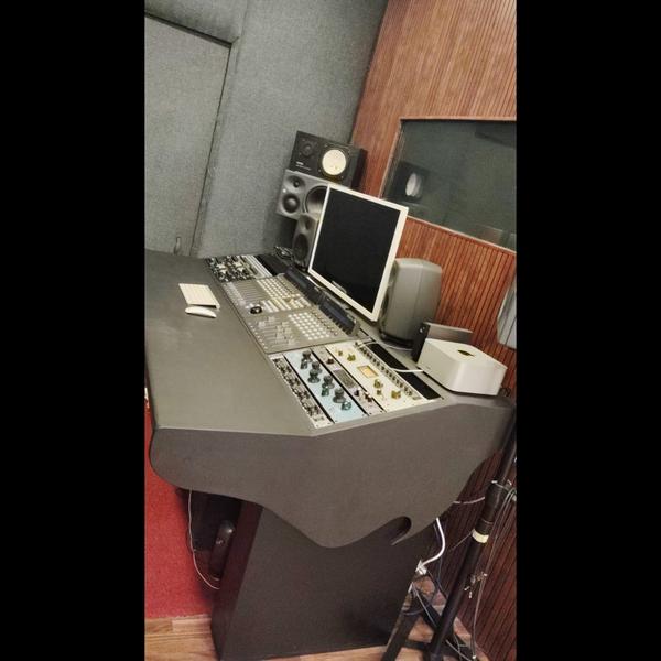 Studio Desk V is India's trust