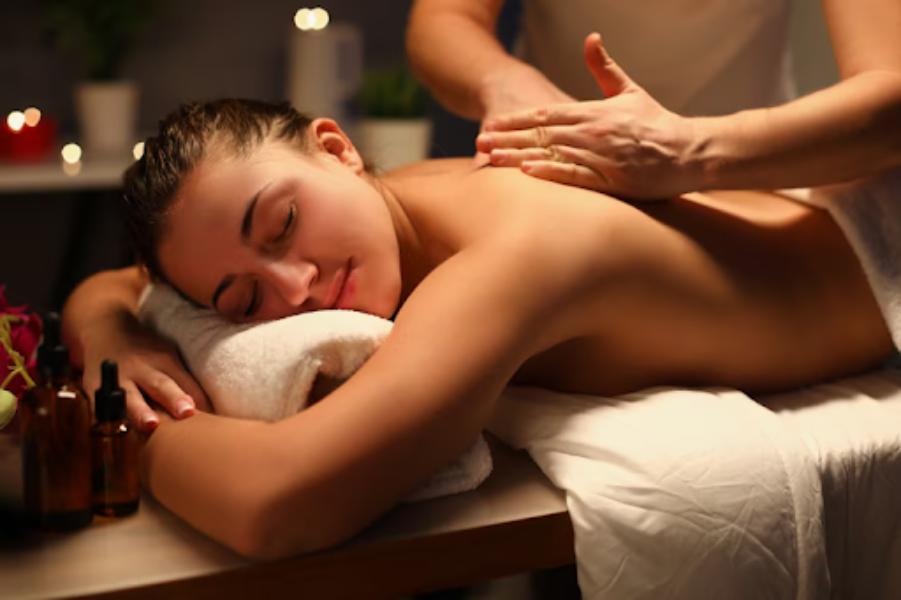 Rejuvenating Body Spa Services in Hydera
