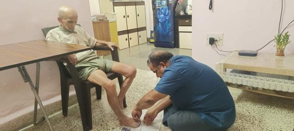 Apulki old age home in Thane w