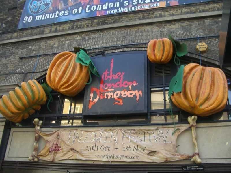 horror themed restaurant
