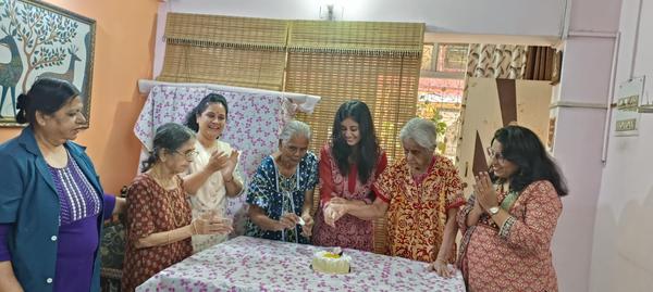 Best old age home in thane wes