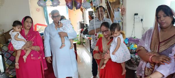 North Indian Pandit for Gruh P