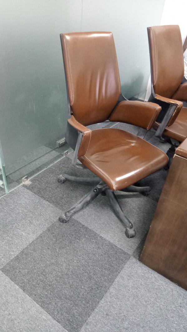 Good service Mahindra chair an