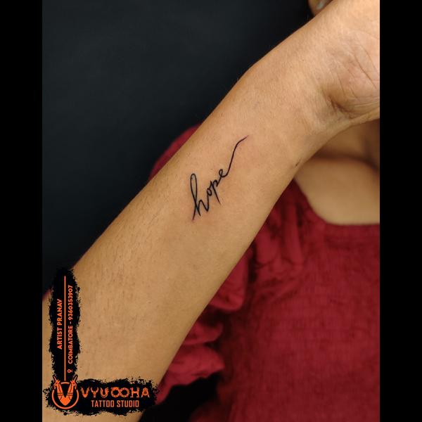 minimalist hand tattoos coimba