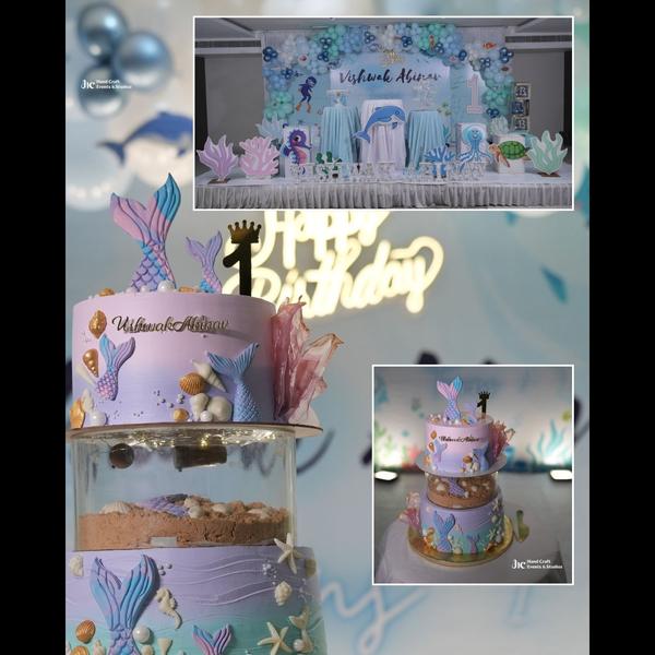 customised cake