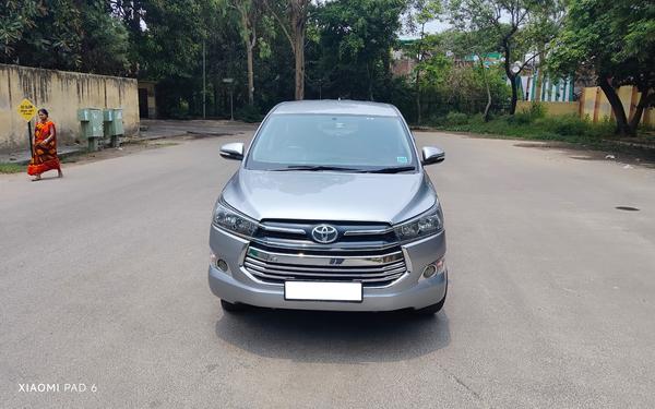 toyota innova crysta gx 2018 d