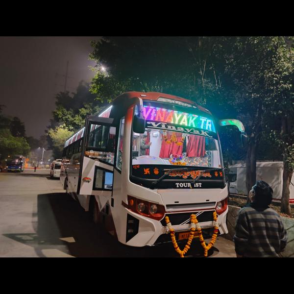 50 seater bus per km rate indo
