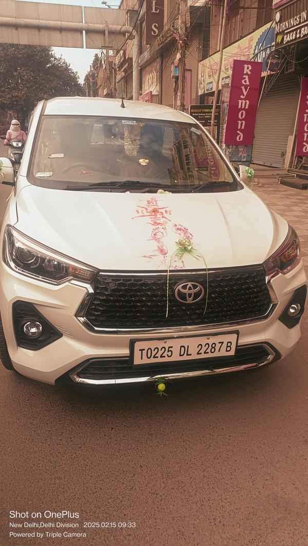 luxury tempo traveller india