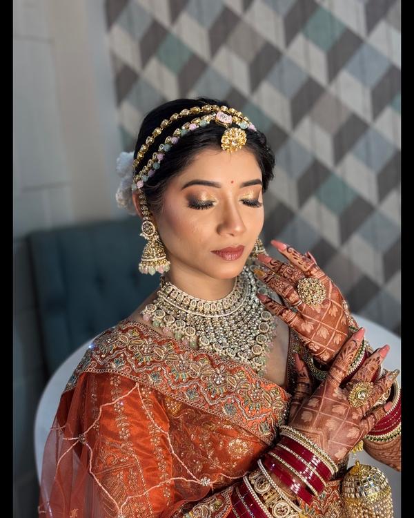 Glitters & Glam for our Bride.

#Plumzst