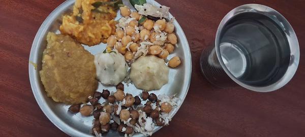 hostel with homely food coimba