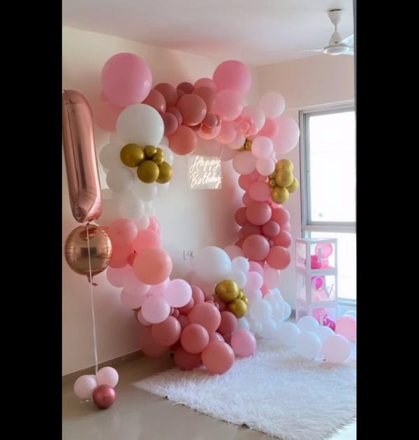 birthday party balloon decorat