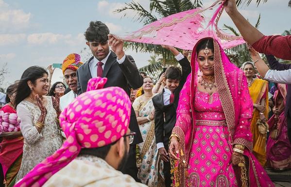 'When Eyes First Met That Day'