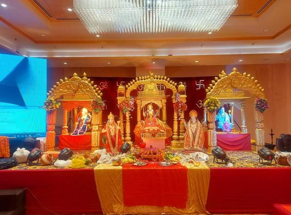 divine mata ki chowki arrangem