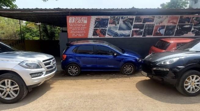 car detailing shop in valasara