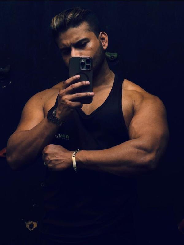 Authentic Thai Male-to-Male Massage at Y