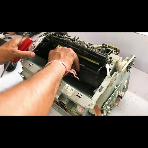 expert printer repair engineer