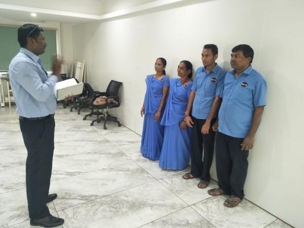 cleaning companies in vadodra