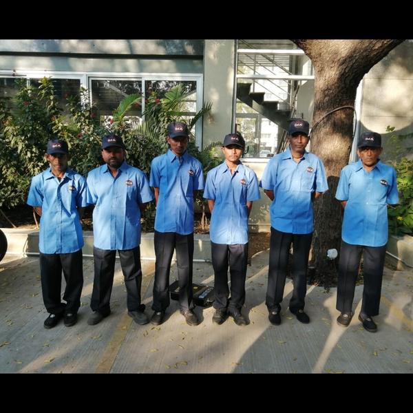 housekeeping services near mak