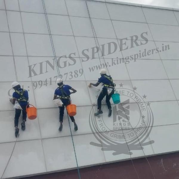 ACP Sheet cleaning work in Che