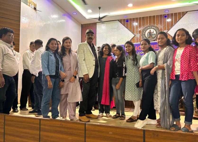 intensive english communicatio