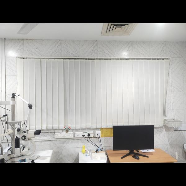 modern office vertical blinds 