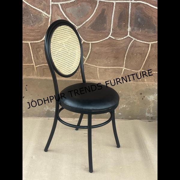 A well-known Jodhpur-based manufacturer of outdoor