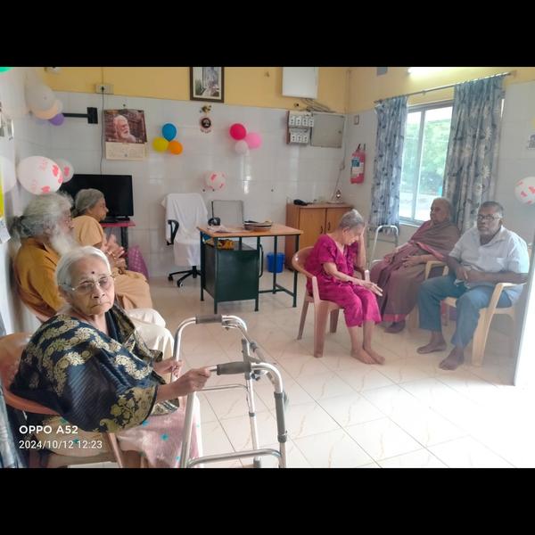 peaceful old age home