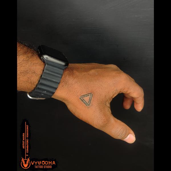 abstract geometric triangle ta
