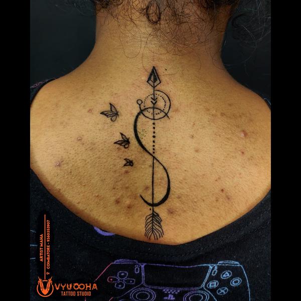 geometric dotwork upper back t