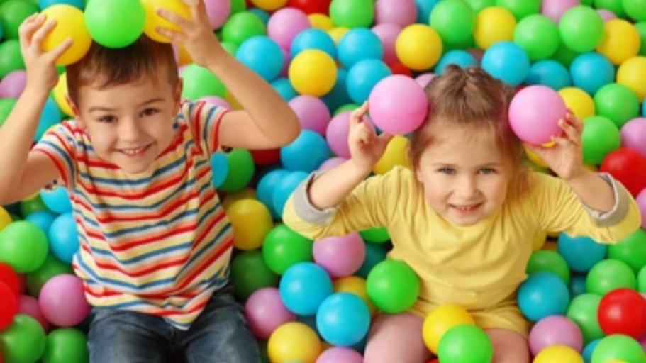 Kids soft play zone in Hy